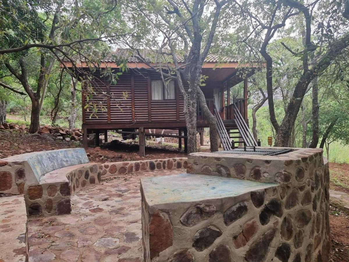 Waterfall Safari Lodge Winterkamp Екстериор снимка